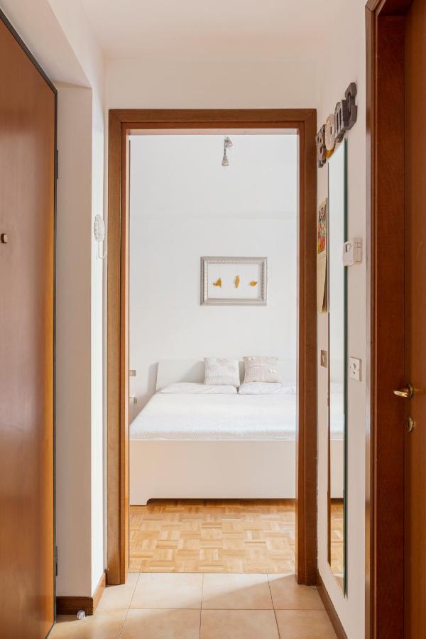 Comfy Apartment In Corso Como Milão Exterior foto